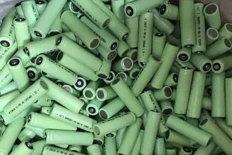 青海高价叉车蓄电池回收-上门回收报废电池-旧电池回收